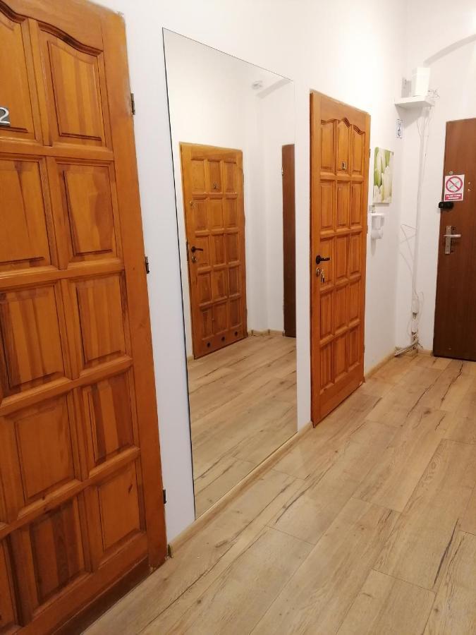 Hostel Tulip - Pokoj 7 Ze Wspolna Lazienka I Kuchnia Шчечин Екстериор снимка