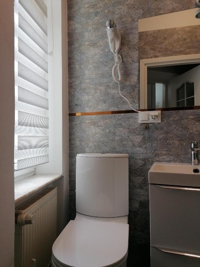 Hostel Tulip - Pokoj 7 Ze Wspolna Lazienka I Kuchnia Шчечин Екстериор снимка