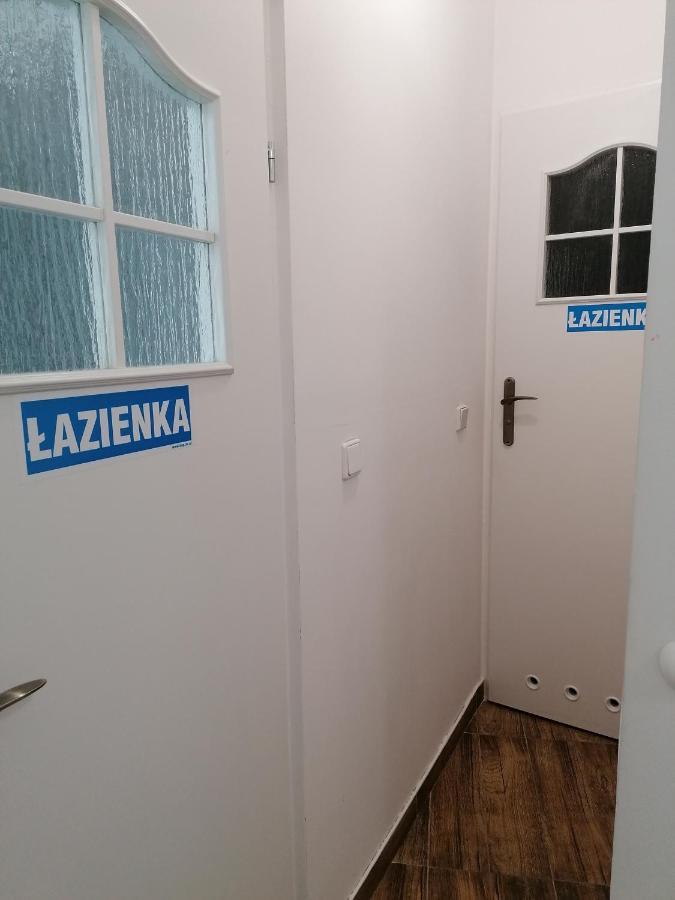 Hostel Tulip - Pokoj 7 Ze Wspolna Lazienka I Kuchnia Шчечин Екстериор снимка